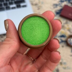 Vibrant Green Eyeshadow